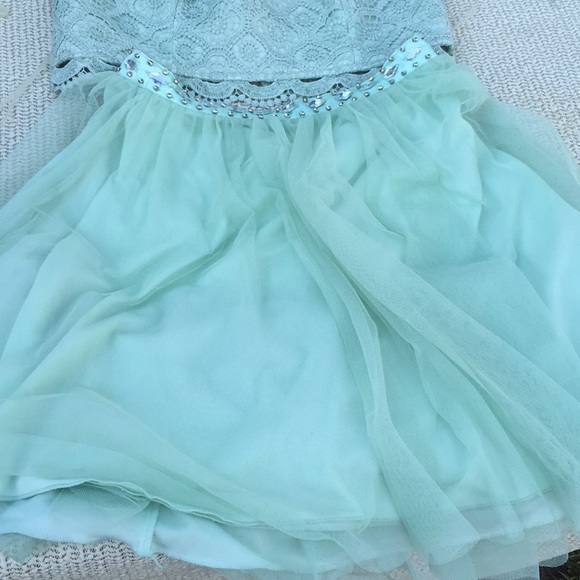 Prom two piece - Picture 3 of 5